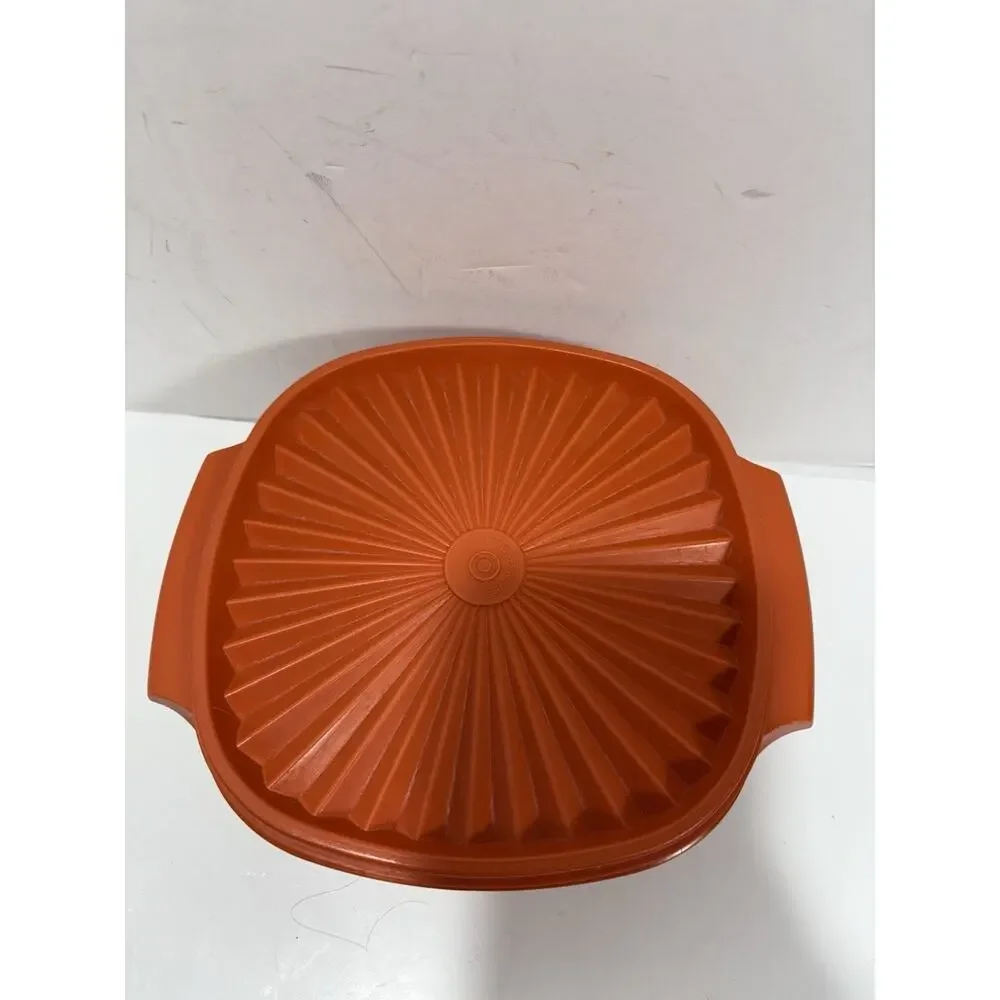 Set Of 2 Tupperware Servalier Bowl Yellow 9” W/ Lid: 837-4, Orange 8” Lid 839-16